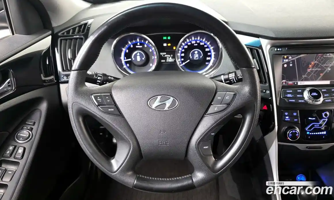 Hyundai Sonata 2010 2.0 гидро в Москве № 1171901, фото 13
