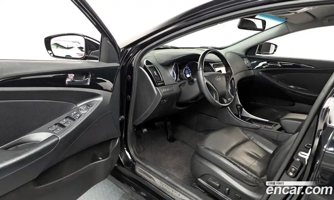 Hyundai Sonata 2010 2.0 гидро в Москве № 1171901, фото 10