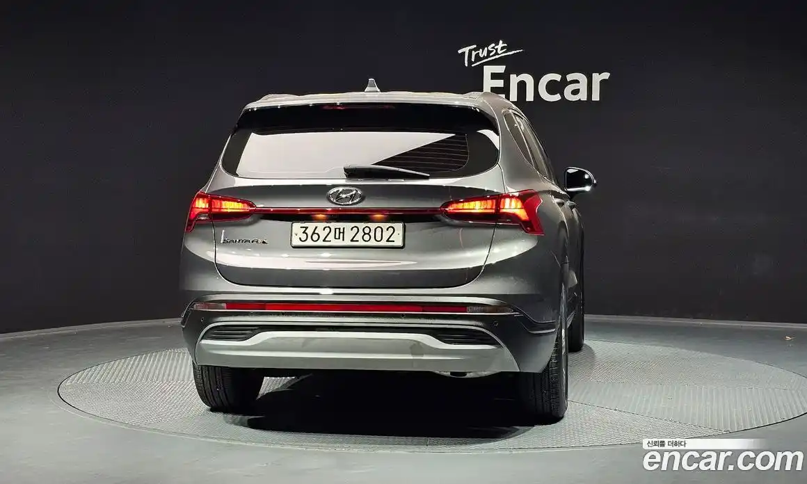 Hyundai Santa Fe 2021 2.2 Автомат в Москве № 1171913, фото 4