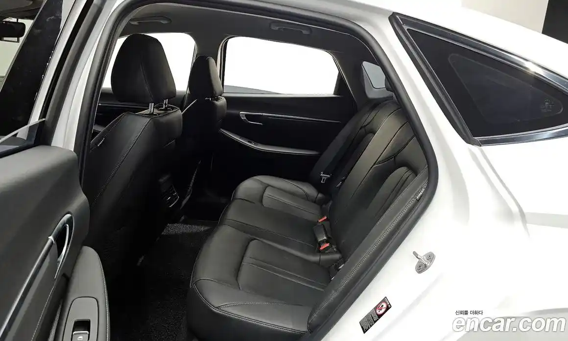 Hyundai Sonata 2022 2.0 Автомат в Москве № 1171934, фото 12