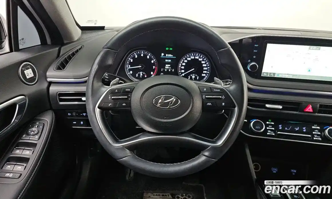 Hyundai Sonata 2022 2.0 Автомат в Москве № 1171934, фото 13