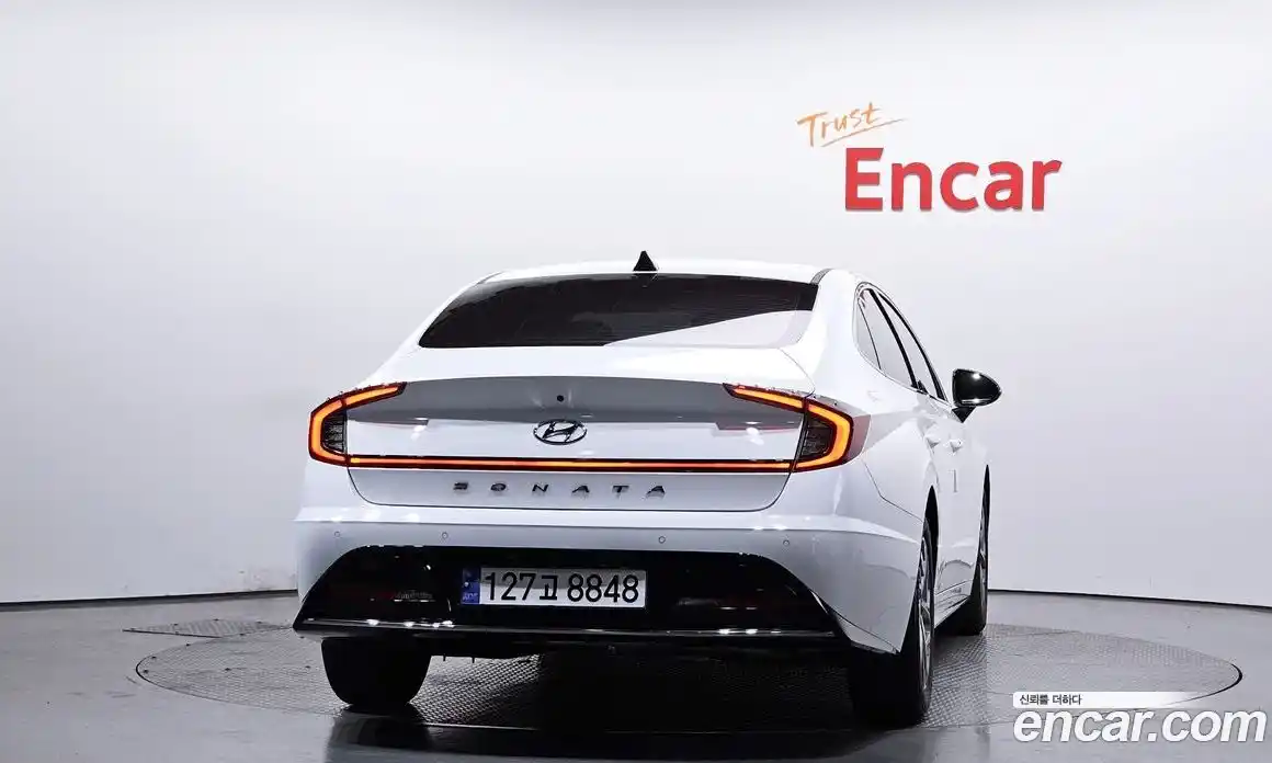 Hyundai Sonata 2022 2.0 Автомат в Москве № 1171934, фото 4