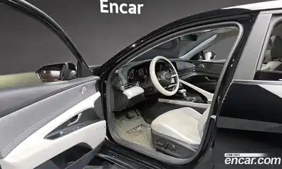 Hyundai Avante 2022 1.6 гидро в Москве № 1171944, миниатюра 10