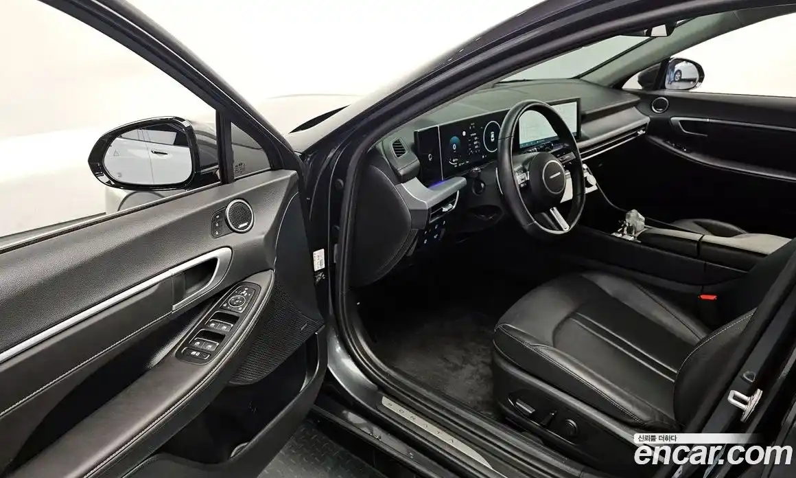 Hyundai Sonata 2023 2.0 Автомат в Москве № 1171956, фото 11