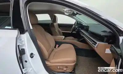 Hyundai Grandeur 2024 1.6 Автомат в Москве № 1171993, миниатюра 10