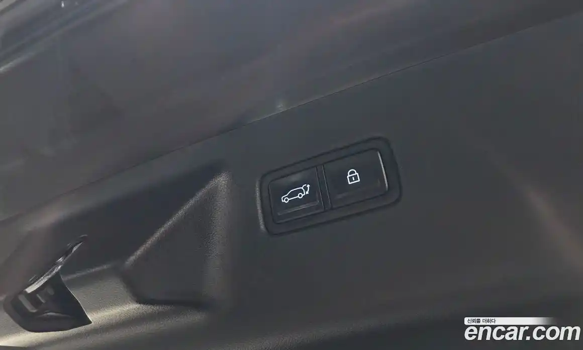 Hyundai Santa Fe 2023 1.6 Автомат в Москве № 1172032, фото 20