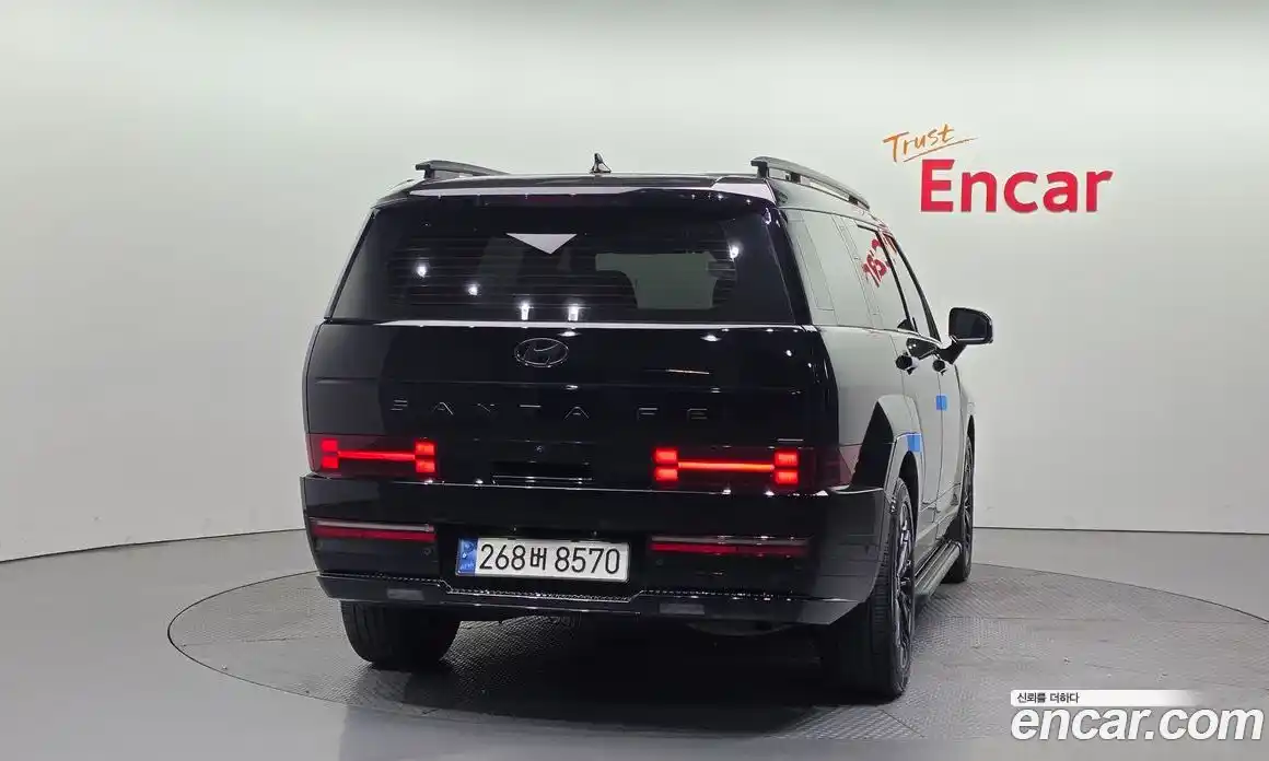 Hyundai Santa Fe 2023 1.6 Автомат в Москве № 1172032, фото 4
