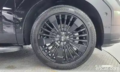 Hyundai Santa Fe 2023 1.6 Автомат в Москве № 1172032, миниатюра 5