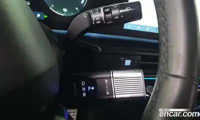 Hyundai Santa Fe 2023 1.6 Автомат в Москве № 1172032, миниатюра 9