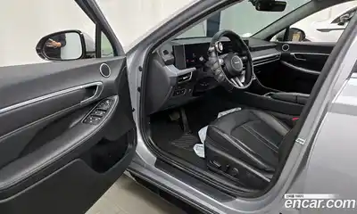 Hyundai Sonata 2024 2.0 Автомат в Москве № 1172033, миниатюра 10