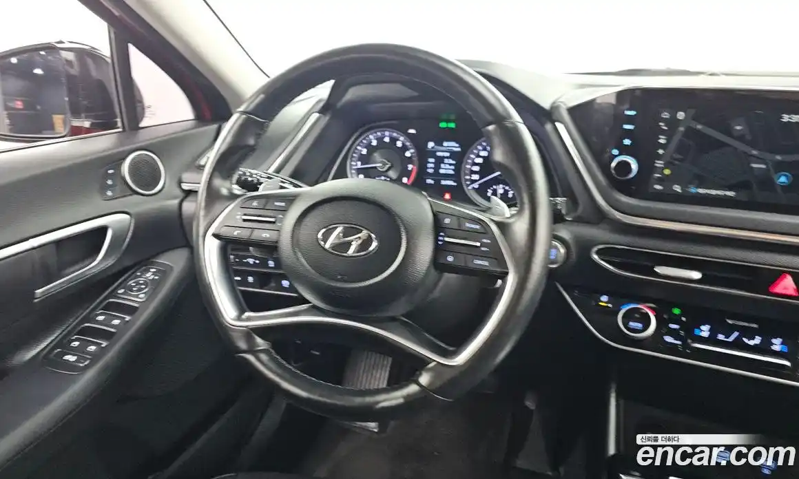 Hyundai Sonata 2020 1.6 Автомат в Москве № 1172056, фото 13