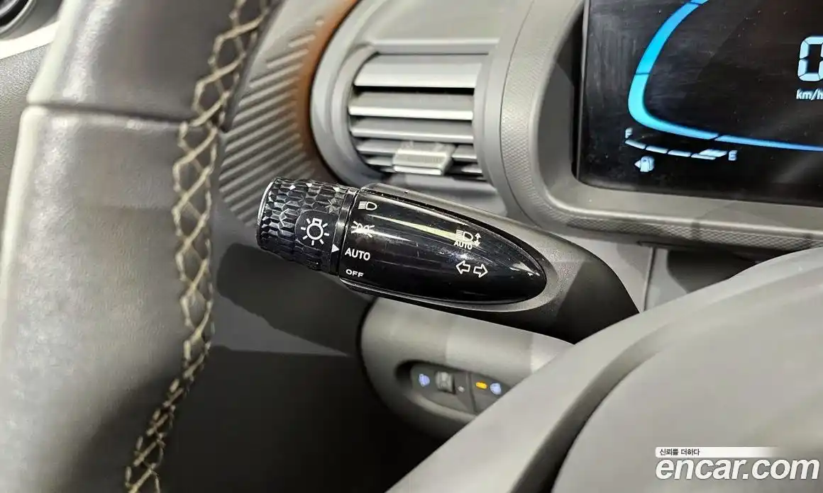 Hyundai Casper 2021 1.0 Автомат в Москве № 1172104, фото 16