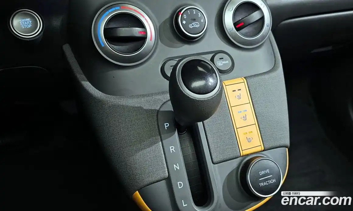 Hyundai Casper 2021 1.0 Автомат в Москве № 1172104, фото 9