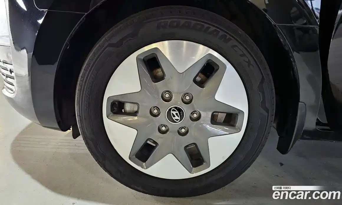 Hyundai Staria 2024 2.2 Автомат в Москве № 1172134, фото 5