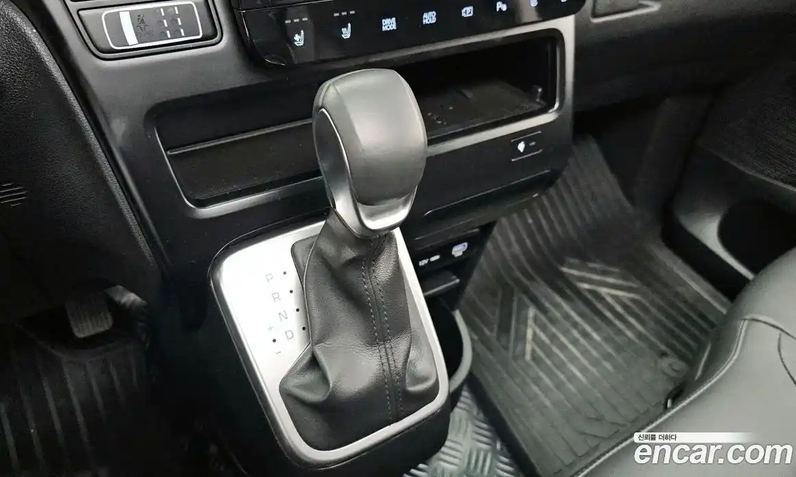 Hyundai Staria 2024 2.2 Автомат в Москве № 1172134, фото 9