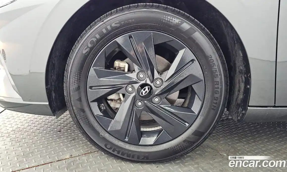 Hyundai Avante 2022 1.6 Автомат в Москве № 1172152, фото 5