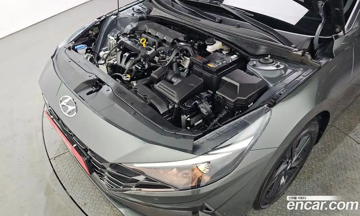 Hyundai Avante 2022 1.6 Автомат в Москве № 1172152, фото 6