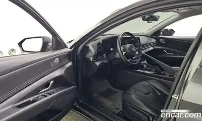 Hyundai Avante 2022 1.6 Автомат в Москве № 1172152, миниатюра 10