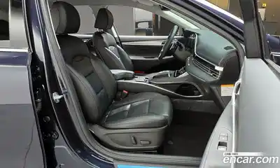 Hyundai Grandeur 2021 2.4 Автомат в Москве № 1172166, миниатюра 10