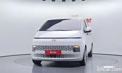 Hyundai Staria 2021 3.5 Автомат в Москве № 1172169, миниатюра 3