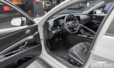 Hyundai Avante 2024 1.6 Автомат в Москве № 1172171, миниатюра 11