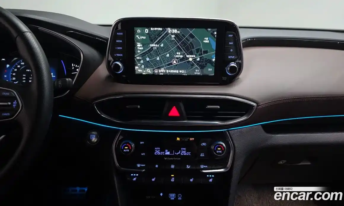 Hyundai Santa Fe 2020 2.0 Автомат в Москве № 1172188, фото 13