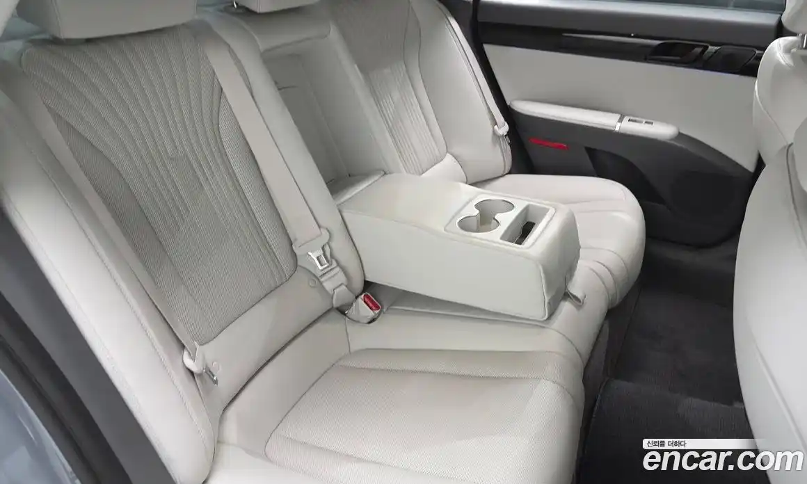 Hyundai Grandeur 2023 2.5 Автомат в Москве № 1172196, фото 12