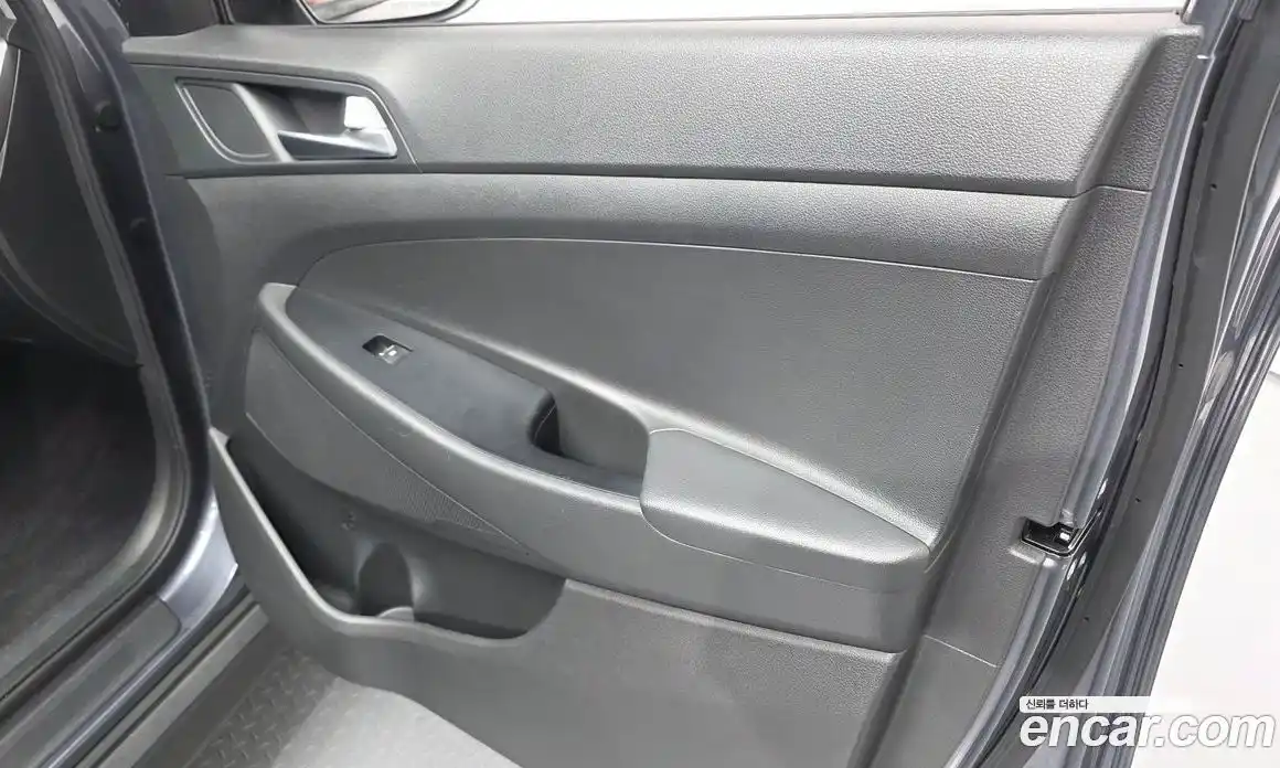 Hyundai Tucson 2016 2.0 Автомат в Москве № 1172208, фото 20