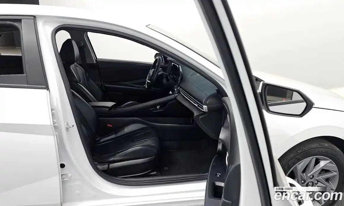 Hyundai Avante 2024 1.6 Автомат в Москве № 1172219, фото 11