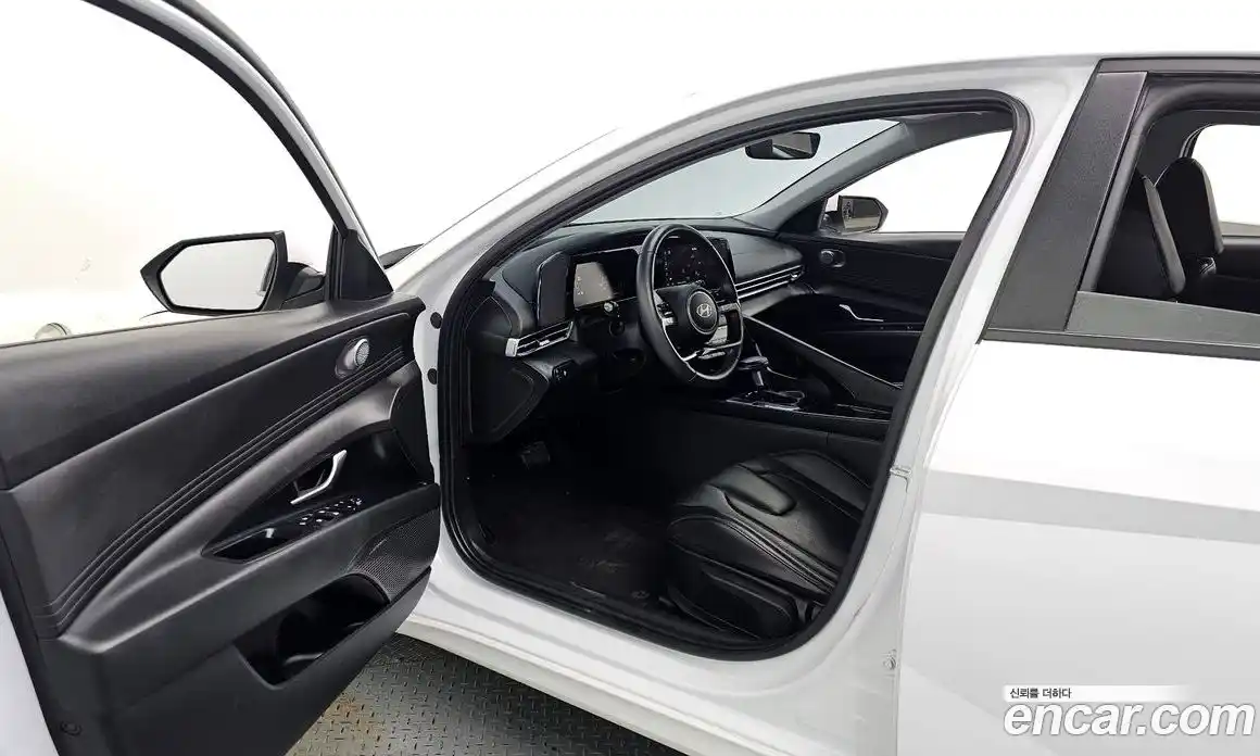 Hyundai Avante 2024 1.6 Автомат в Москве № 1172219, фото 10