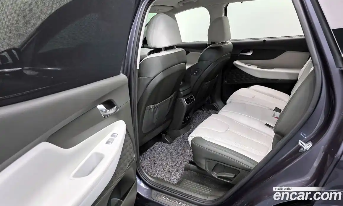 Hyundai Santa Fe 2021 1.6 Автомат в Москве № 1172232, фото 12