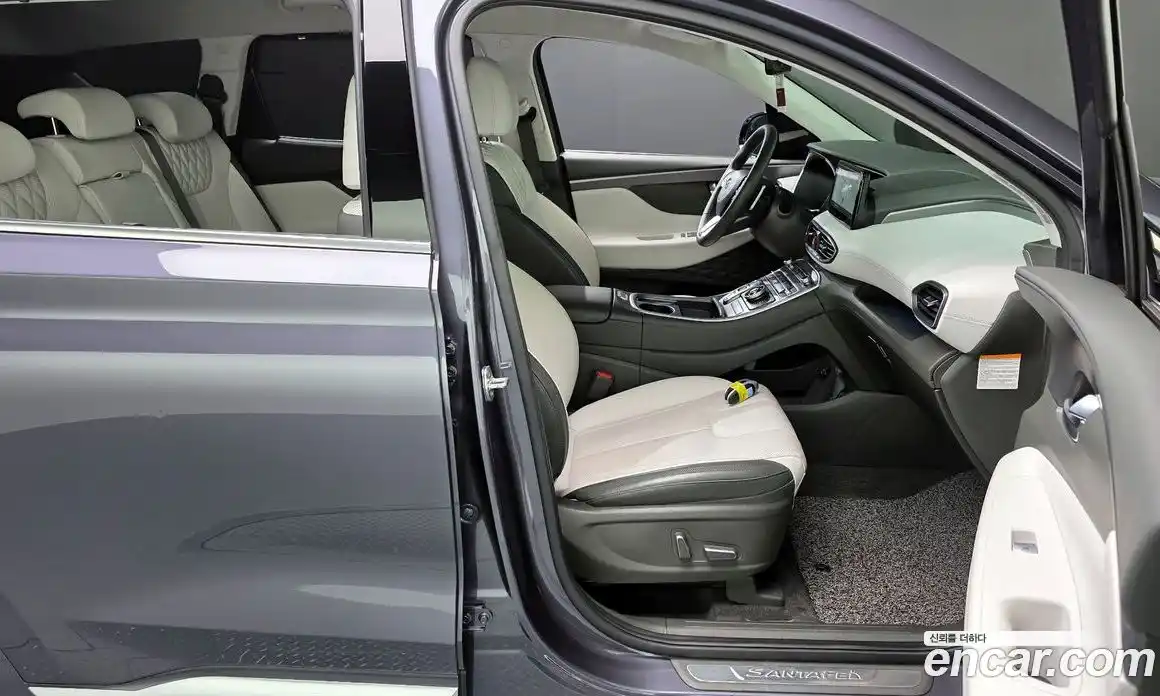 Hyundai Santa Fe 2021 1.6 Автомат в Москве № 1172232, фото 10