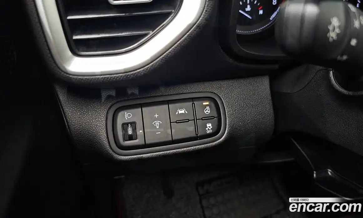 Hyundai Venue 2021 1.6 Автомат в Москве № 1172239, фото 16