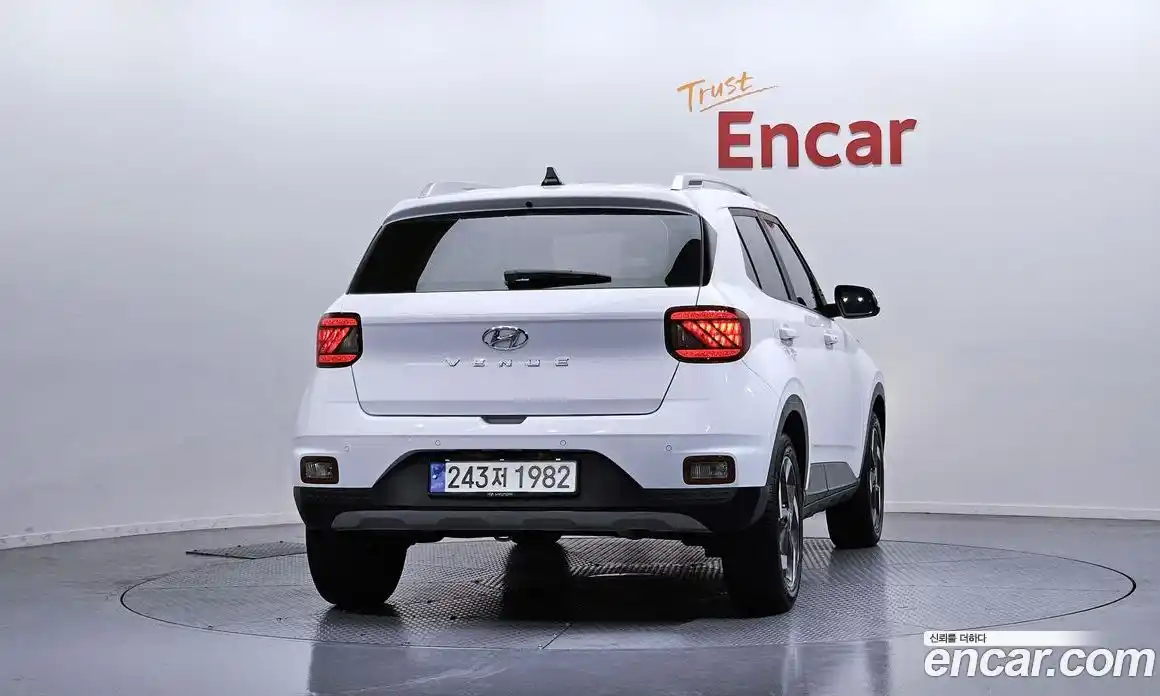 Hyundai Venue 2021 1.6 Автомат в Москве № 1172239, фото 4