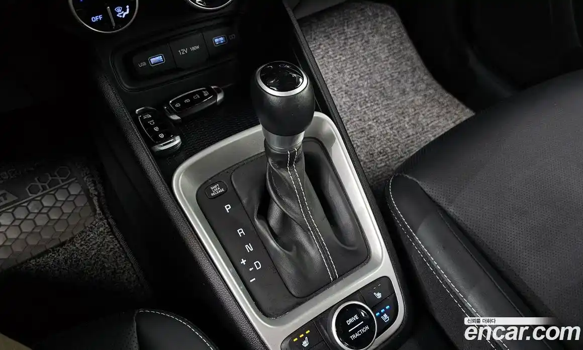 Hyundai Venue 2021 1.6 Автомат в Москве № 1172239, фото 9