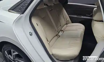 Hyundai Avante 2023 1.6 Автомат в Москве № 1172250, миниатюра 12