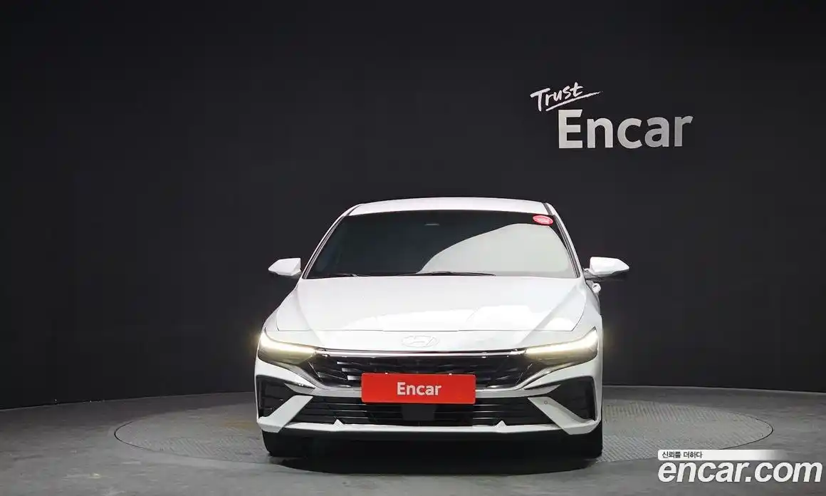 Hyundai Avante 2023 1.6 Автомат в Москве № 1172250, фото 3