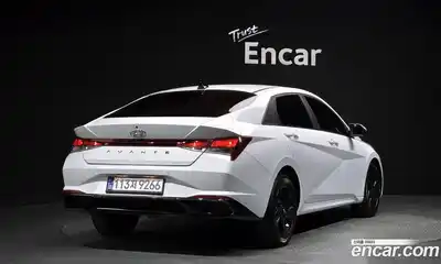 Hyundai Avante 2022 1.6 Автомат в Москве № 1172262, миниатюра 2