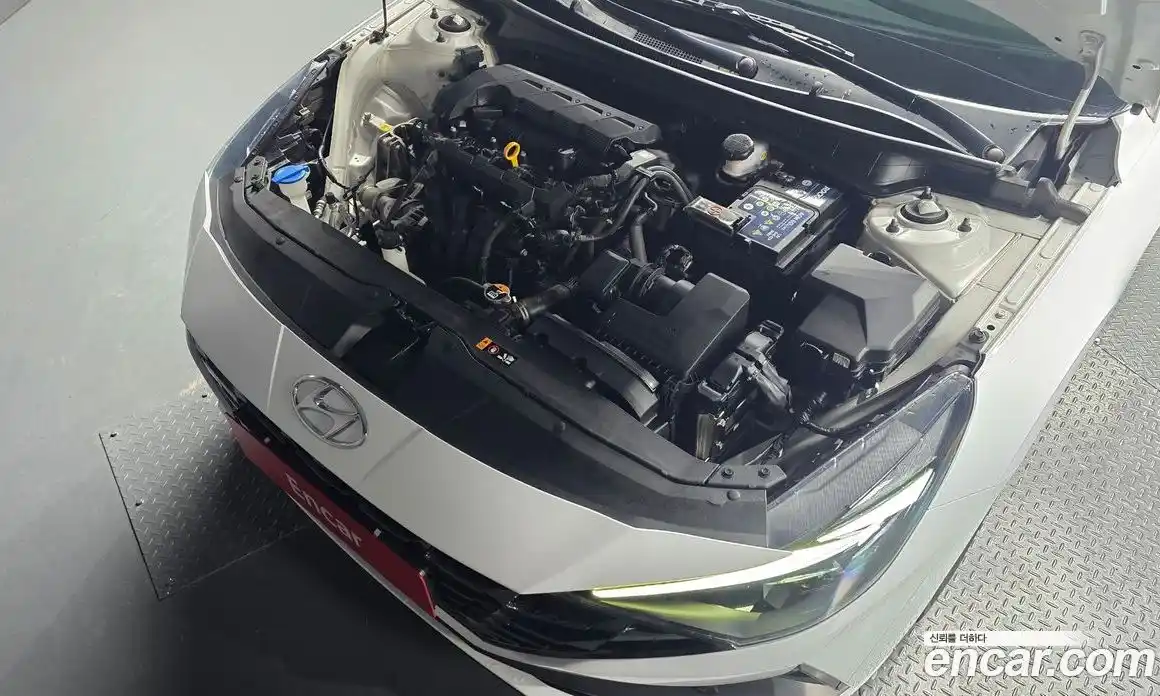 Hyundai Avante 2022 1.6 Автомат в Москве № 1172262, фото 6