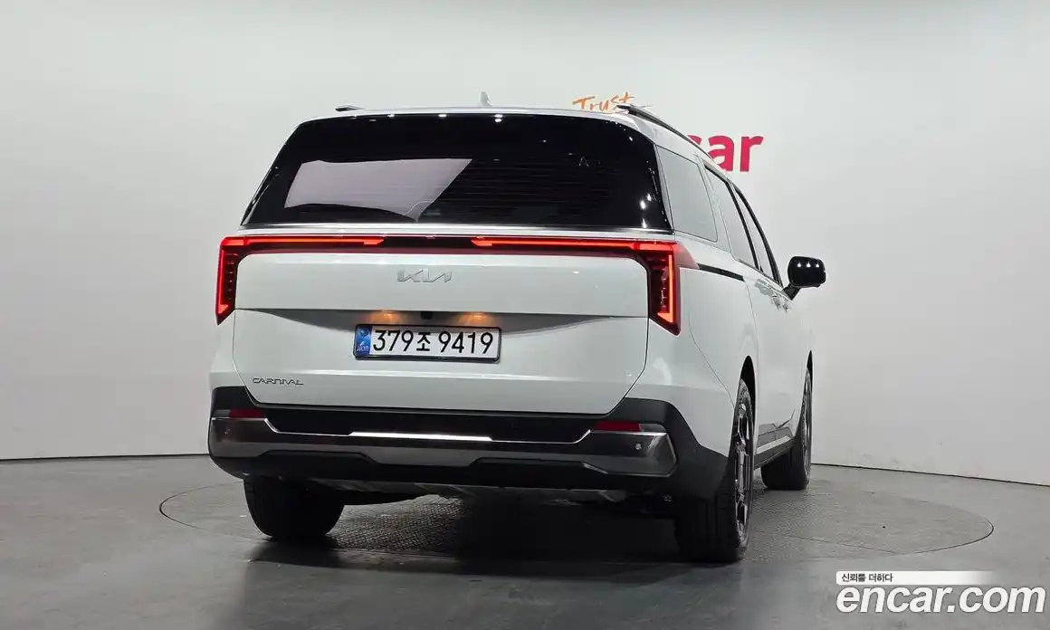 Kia Canival 2026 3.5 гидро в Москве № 1172323, фото 4
