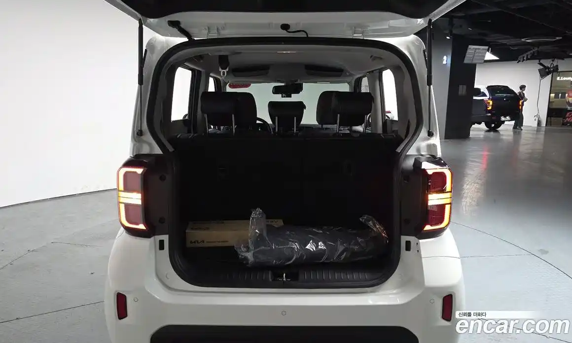 Kia Ray 2025 1.0 Автомат в Москве № 1172340, фото 19