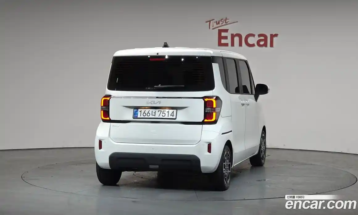 Kia Ray 2025 1.0 Автомат в Москве № 1172340, фото 3