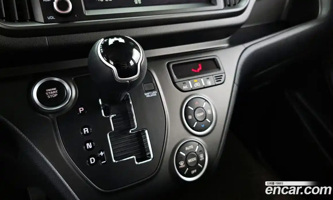 Kia Ray 2026 1.0 Автомат в Москве № 1172379, фото 9