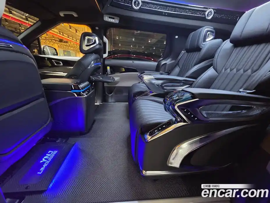 Kia Canival 2025 3.5 Автомат в Москве № 1172400, фото 14