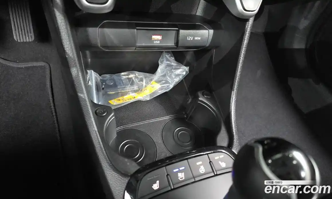 Kia Morning 2023 1.0 Автомат в Москве № 1172434, фото 17