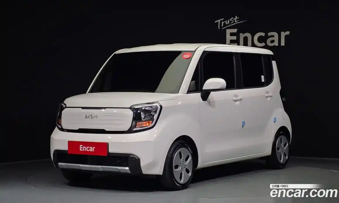 Kia Ray 2023 1.0 Автомат в Москве № 1172440, фото 1