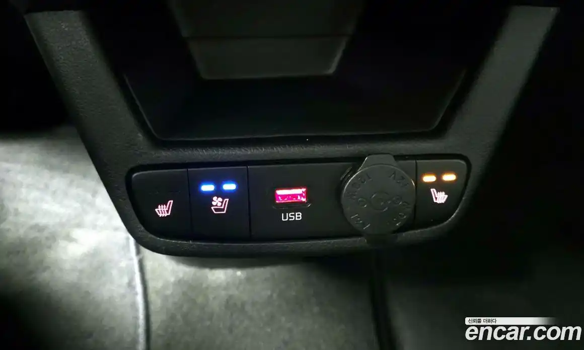 Kia Ray 2023 1.0 Автомат в Москве № 1172440, фото 19