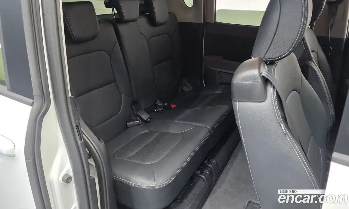 Kia Ray 2025 1.0 Автомат в Москве № 1172443, фото 12