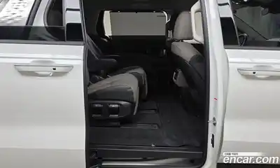 Kia Canival 2024 2.2 гидро в Москве № 1172448, миниатюра 12