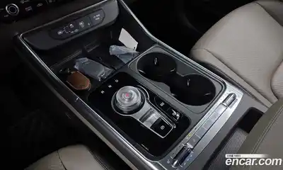Kia Canival 2024 2.2 гидро в Москве № 1172448, миниатюра 9